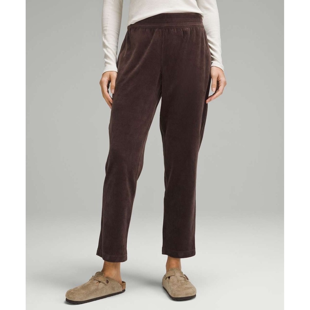 Lululemon Scuba Pants Women's 4 Espresso Mid-Rise Wide-Leg 7/8 Nulu Velvet Cord